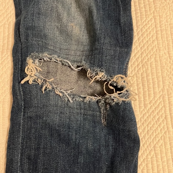 Collectors edition Joe’s Jeans the Markie Crop - Picture 3 of 9